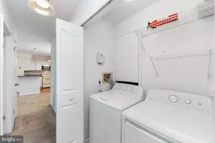 912 Foxmeadow Dr, Royersford, PA 19468 - Photo 17