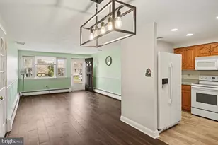 13 Perkiomen Ave, Schwenksville, PA 19473 - Photo 9