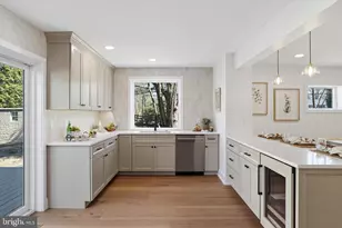 427 Grove Pl, Narberth, PA 19072 - Photo 7