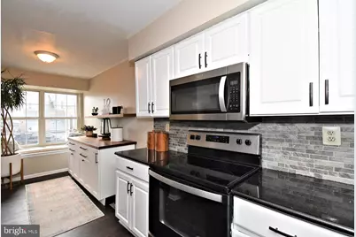 1039 Greenes Way Circle, Collegeville, PA 19426 - Photo 11