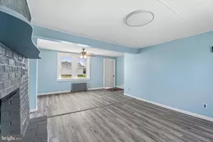 635 Elroy Rd, Souderton, PA 18964 - Photo 5