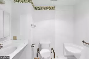 324 Bow Ln, Gilbertsville, PA 19525 - Photo 11