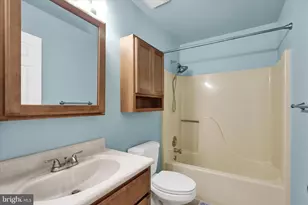 2381 Heather Ln, Pottstown, PA 19464 - Photo 33