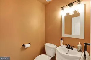 2381 Heather Ln, Pottstown, PA 19464 - Photo 19