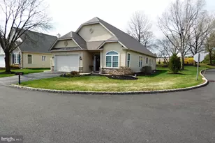 300 Westminster Ln, Souderton, PA 18964 - Photo 5