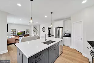 44 Perkiomen Ave, Schwenksville, PA 19473 - Photo 9