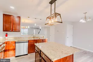 121 S Penn St, Pottstown, PA 19464 - Photo 3