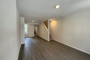 52 W Basin St, Norristown, PA 19401 - Photo 3