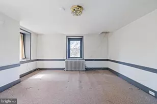 496 W Broad St, Telford, PA 18969 - Photo 37