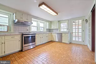496 W Broad St, Telford, PA 18969 - Photo 19