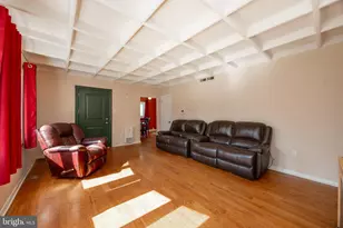 8101 Douglas Rd, Glenside, PA 19038 - Photo 5