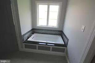 86 Spares Ln, Phoenixville, PA 19453 - Photo 9