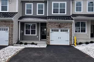 9 Turf Ct, Royersford, PA 19468 - Photo 3