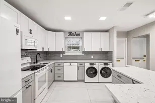 124 Hampstead Dr, Ambler, PA 19002 - Photo 3