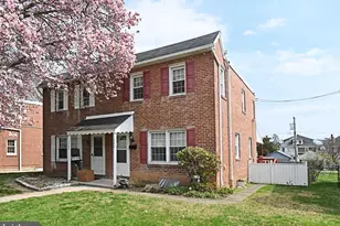 726 Buttonwood St, Norristown, PA 19401 - Photo 3