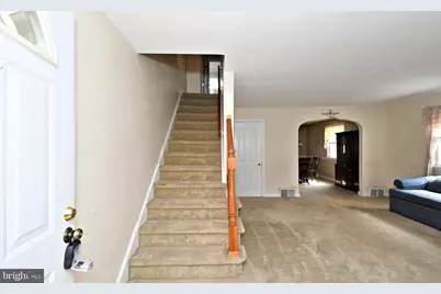 726 Buttonwood Street, Norristown, PA 19401 - Photo 5