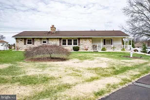 1514 Bahr Rd, Pottstown, PA 19464 - Photo 3