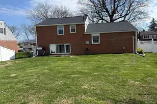 278 Roberts Dr, King of Prussia, PA 19406 - Photo 11