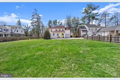 1037 Montgomery Avenue, Penn Valley, PA 19072 - Photo 3