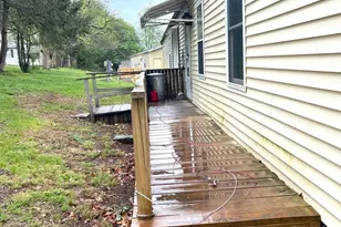 808 Holly Dr, Green Lane, PA 18054 - Photo 9