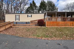 808 Holly Dr, Green Lane, PA 18054 - Photo 1