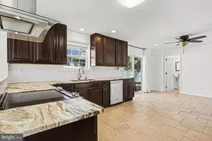 702 Crooked Ln, King of Prussia, PA 19406 - Photo 3