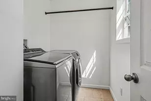 702 Crooked Ln, King of Prussia, PA 19406 - Photo 11