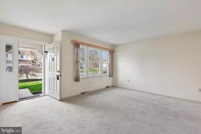 8809 Duveen Drive, Wyndmoor, PA 19038 - Photo 3