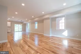 90 Main St, Schwenksville, PA 19473 - Photo 3