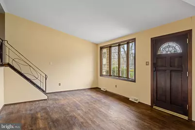 42 Lincoln Ln, Conshohocken, PA 19428 - Photo 5