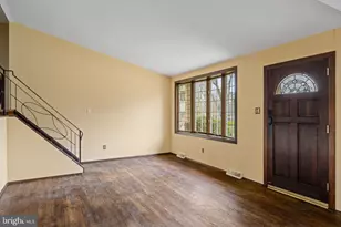 42 Lincoln Ln, Conshohocken, PA 19428 - Photo 5