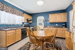 939 Walnut St, Royersford, PA 19468 - Photo 15
