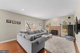 880 Troxel Rd, Lansdale, PA 19446 - Photo 11