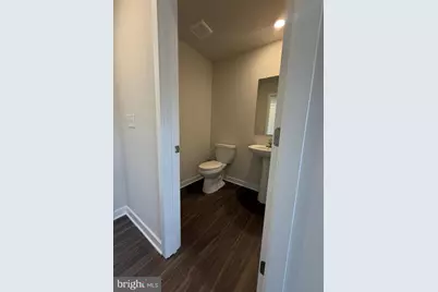 33 East Front Street, Bridgeport, PA 19405 - Photo 3