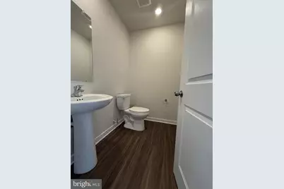 33 East Front Street, Bridgeport, PA 19405 - Photo 15