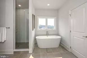 355 Bronson Cir, Collegeville, PA 19426 - Photo 11