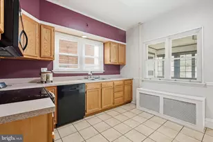 1423 Locust St, Norristown, PA 19401 - Photo 9