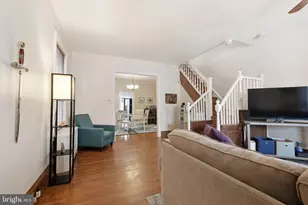 1423 Locust St, Norristown, PA 19401 - Photo 3