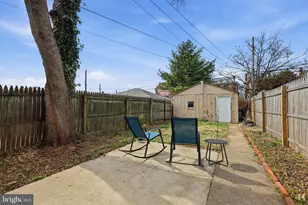 1423 Locust St, Norristown, PA 19401 - Photo 23