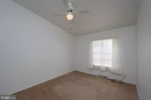 325 Hidden Springs Dr, Souderton, PA 18964 - Photo 21