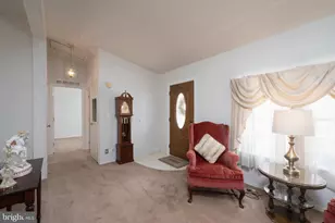 325 Hidden Springs Dr, Souderton, PA 18964 - Photo 5