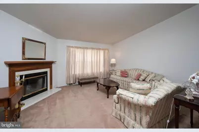 325 Hidden Springs Drive, Souderton, PA 18964 - Photo 7