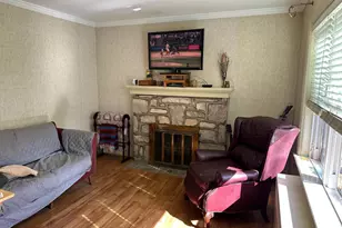 1811 Ardin Dr, Norristown, PA 19403 - Photo 5