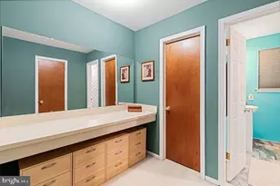 1120 Angus Cir, Blue Bell, PA 19422 - Photo 13