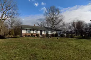 3168 Middle Creek Rd, Gilbertsville, PA 19525 - Photo 3