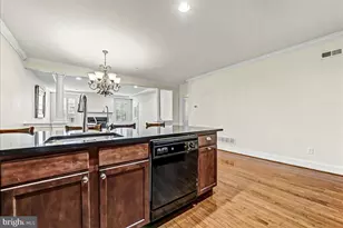 2412 Romano Ct, Norristown, PA 19403 - Photo 9