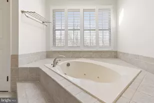 201 Wolf Ln, Ambler, PA 19002 - Photo 41