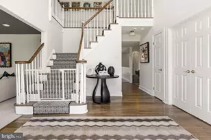 201 Wolf Ln, Ambler, PA 19002 - Photo 3