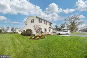 1070 Snyder Rd, Lansdale, PA 19446 - Photo 1