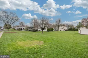 1070 Snyder Rd, Lansdale, PA 19446 - Photo 33